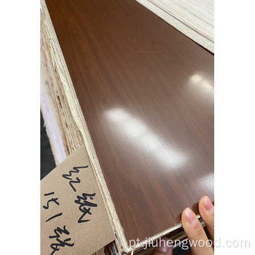 Personalize o folheado de madeira da placa de gabinete